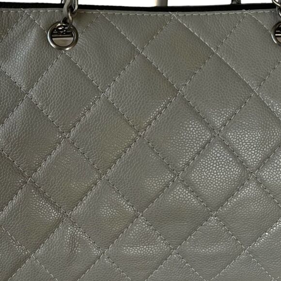 Chanel Large Quilted Shopper Tote Handbag Light Gray - Picture 12 of 12